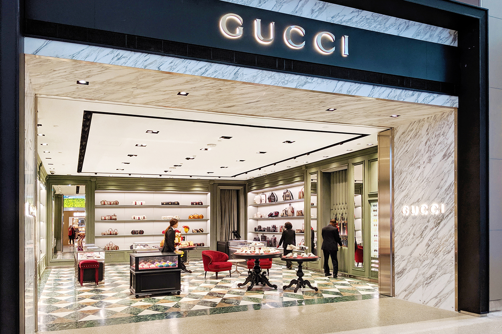 3 Gucci-LAX-Storefront